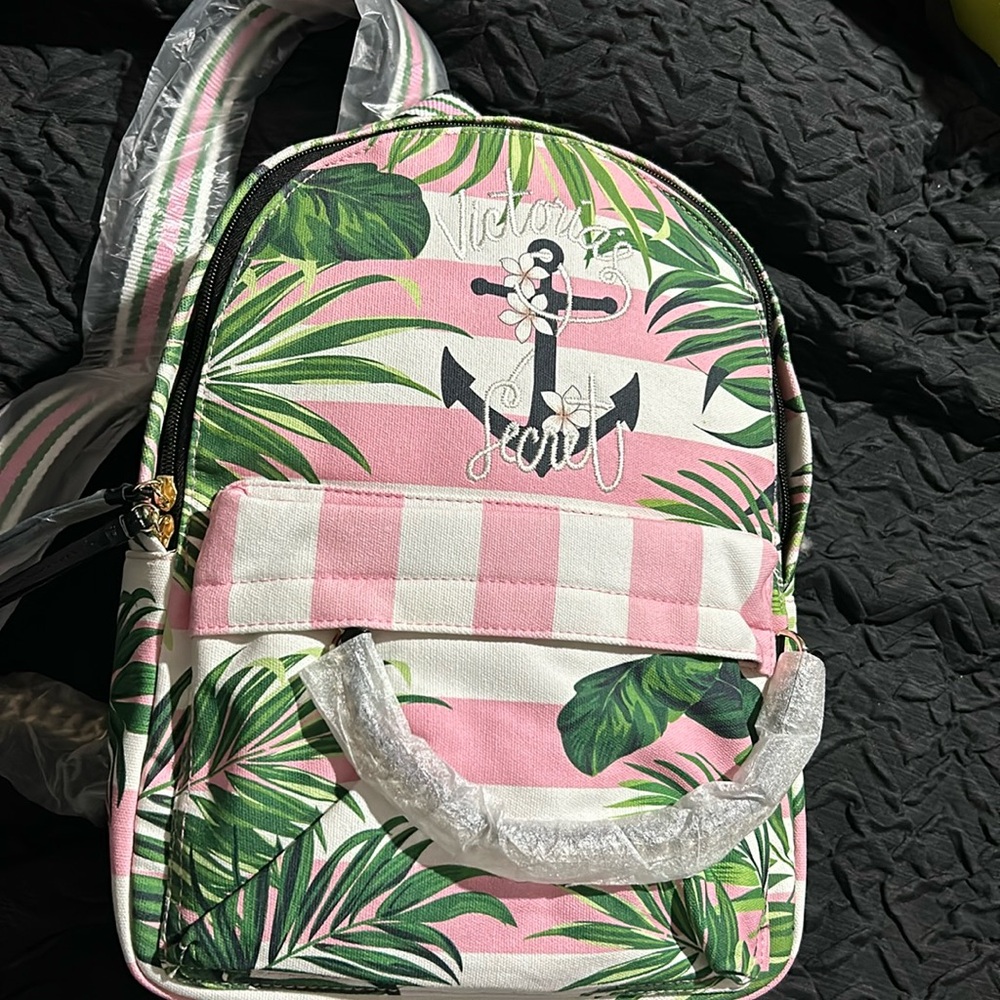 Victoria secret backpack NEW beach set